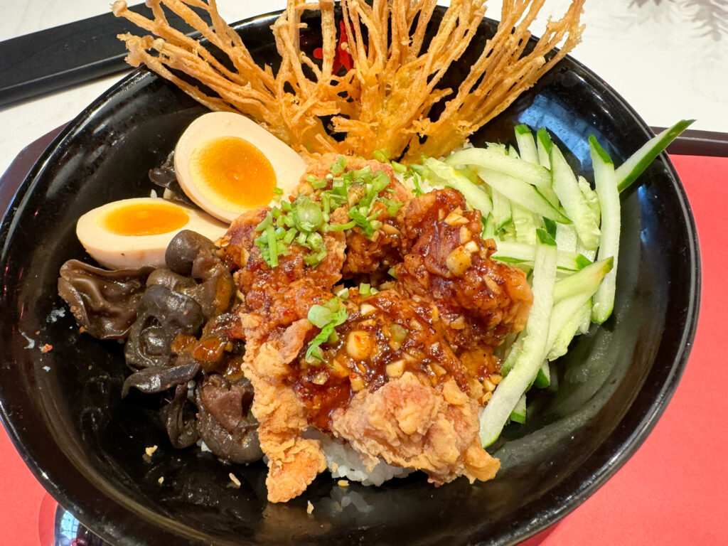 大心新泰式麵食的主餐